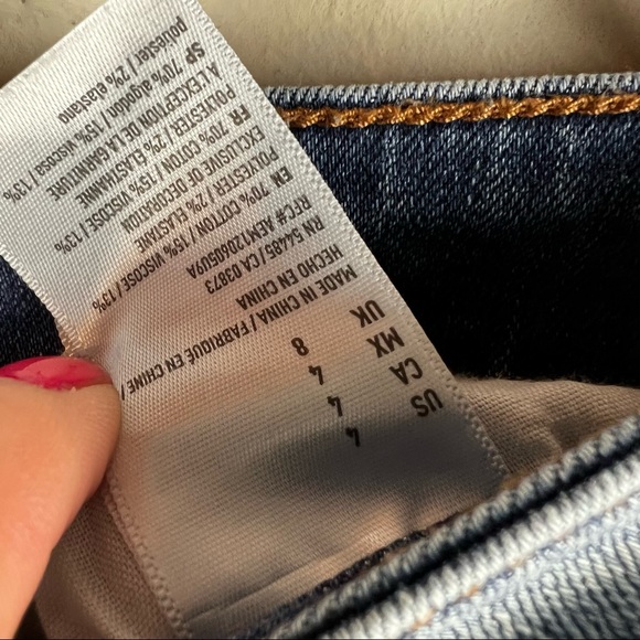 American Eagle Super Stretch Distressed Blue Jean Skirt Size 4 - Picture 4 of 5